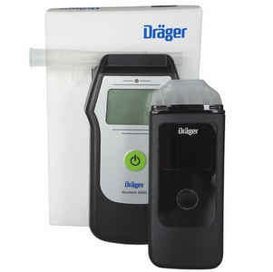 Größenvergleich Alkoholtester Dräger Alcotest 3820 vs. Alcotest 3000